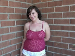 Luci Lamoore's Exclusive Interview, Water Sports, and Shower