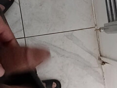 Amateur, Cuarto de baño, Pajear, Pov, Solo