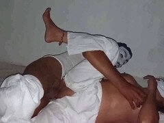 Leie, Aus dem arsch in den mund, Britisch, Hausfrau, Indisch, Massage, Milf, Mutti