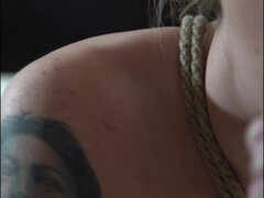 Amatoriale, Anale, Culo grosso, Vibratore, Masturbazione, Solo, Tatuaggi, Vibratore