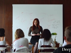 Sperma im mund, Hundestellung, Gesichtssitzen, Muschi, Rotschopf, Reiten, Tätowierung, Flotter dreier