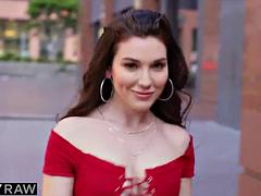 Anál, Veľké kozy, Brunetka, Striekanie semena, Na tvár, Spodná bielizeň, Jazdectvo, Kozičky