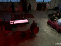 Anal, Bdsm, Naturliga tuttar, Offentlig, Bestraffning, Grov, Slav, Voyeur