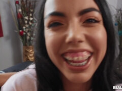 Exotic bimbo with braces wraps her lips and pussy around BBC