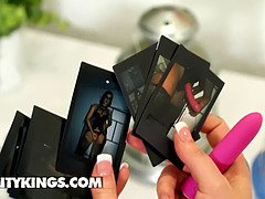 Cougar, Slick, Onani, Milf, Naturliga tuttar, Fitta, Verklighet, Stockings