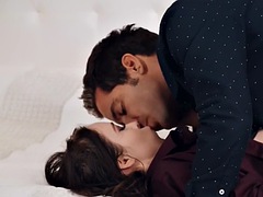 Babe, Brunette, Sød, Kysse, Sekretær, Bryster