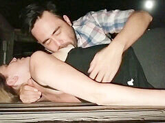 Ζευγάρι, Δημόσιο