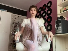 18, Amatorka, Brunetka, Płeć żeńska, Palcówka, Domowej roboty, Orgazm, Krótkie włosy