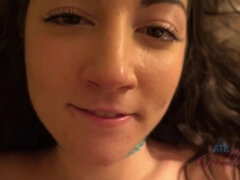 Amateur, Sucer une bite, Brunette brune, Robe, Branlette thaïlandaise, Béant, Pov, Gicler