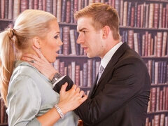 큰 엉덩이, 큰 가슴, 오랄섹스, 도기스타일, 핸드잡, 면도된, 스타킹, 젖가슴