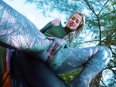 Aus dem arsch in den mund, Strand, Emotionale dirne, Masturbation, Öffentlich, Tätowierung, Jungendliche (18+), Spielzeuge