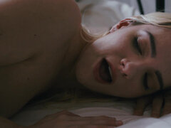 Blond, Par, Sperm skott, Dype svelg, Ansiktssperm, Slikking, Petite, Fitte