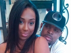 Soveværelse, Stor røv, Stor pik, Store bryster, Pik sutte, Brunette, Hundestilling, Kort hår