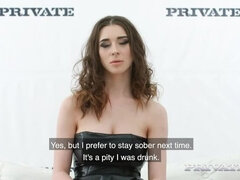 Duże cycki, Twarzowy, Hd, Obcasy, Bielizna, Rosyjski, Ogolona, Pończochy