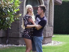 Velký zadek, Blondýna, Kuřba, Na pejska, Gaping, Hardcore, Pička, Teenka