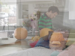 Kuřba, Brunetka, Podvádění, Podpatky, Výprask, Milf žcbp, Krátké vlasy, Prsa v akci