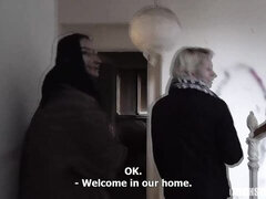 Ερασιτέχνης, Θηλυκό θηλυκό αρσενικό, Ώριμη γυναίκα, Εκτός, Πρώτου προσώπου, Ξυρισμένη, Τατουάζ, Τρίο