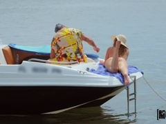 Americano, Polla, Público, Cabello corto, Tatuaje