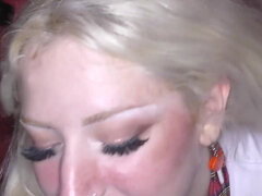 Mooie dikke vrouwen, Blond, Pijpbeurt, Bruinharig, Sperma in gezicht, Groepseks, Rijpe lesbienne, Tatoeage