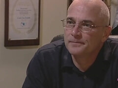 Store bryster, Blondine, Brunette, Kvinde, Give finger, Orgasme, Fisse, Tatovering