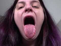 Dildoen, Fetisj, Naturlige bryster, Alene, Pupper, Merkelig