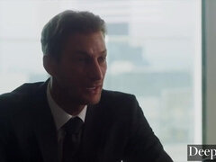 In den arsch, Arsch, Grosser arsch, Blasen, Schwanz, Hundestellung, Aufs gesicht abspritzen, Milf