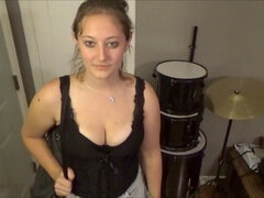 Amatőr, Hatalmas hátsó, Gesztenyebarna, Krémes süti, Szájba élvezés, Valóság, Tini