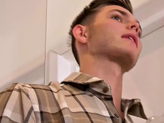 Velké kozy, Brunetka, Macaté, Hardcore, Spodní prádlo, Dospělé, Krátké vlasy