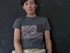 Skinny Asian twinks fuck until its time to spray cum