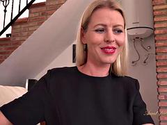 Amateur, Tía, Belleza, Rubia, Madura, Europeo, Madres para coger, Bragas