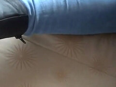 I put my dick through the big ass of a beautiful stepmother before fucking her