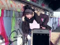 Velké péro, Stříkání spermatu, Na obličej, Německé, Hardcore, Mamina, Drobounká, Realita