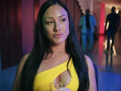 Jennifer White takes one BBC in her pussy and one in the ass