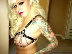 Porn industry star, sweetheart, red lipstick