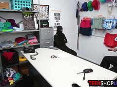 Muslim teen thief Delilah Day exposed and exploited after stealing