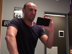 Lízaní zadků, Kotě, Blondýna, Na obličej, Honění, Hardcore, Výprask, Realita