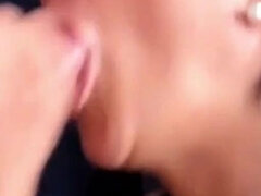 Amateur, Sucer une bite, Brunette brune, Tir de sperme, Mère que j'aimerais baiser