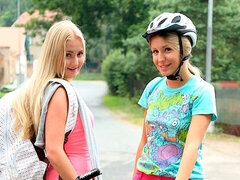 Stor stjärt, Fingering, Kysser, Lesbisk, Slick, Fitta, Rakad, Tuttar