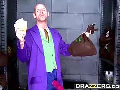 (Kelly Divine, Johnny Sins) - the bumtastic bumblebee female - brazzers