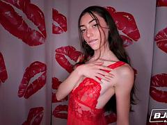 Lízaní zadků, Kuřba, Brunetka, Na obličej, Masturbace, Kozičky, Hračky