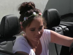 Kulissien takana, Isot tissit, Ruskeahiuksinen, Eroottinen, Hd, Ulkona, Todellisuus, Pehmo