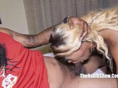Amateur, Gros cul, Grosse bite, Noire, Sucer une bite, Défloration, Mamelons