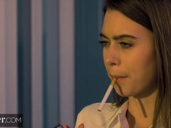 69, Stor kukk, Brunette, Sperm skott, Pikk, Raseblandet, Slikking, Fitte