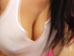 Grosser arsch, Grosse titten, Braunhaarige, Vollbusig, Lesbisch, Milf, Im freien, Titten