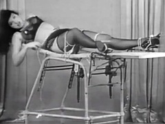 BETTY PAGE THE NAKED TRUTH - 02