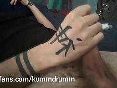 Amatéři, Krásky, Stříkání spermatu, Gay, Masturbace, Sólo, Tetování, Webkamera