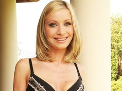 Анальный секс, Большая жопа, Большой член, Блондинки, Минет, Собачьи, Короткая стрижка