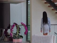 Brunette brune, En levrette, Faciale, Branlette thaïlandaise, Interracial, Massage, Mère que j'aimerais baiser, Épouse