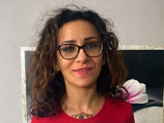 Italian tattooed milf tries her luck at the casting