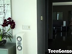 18 let, Brunetka, Stříkání spermatu, Na obličej, Hd, Mezirasové, Teenka, Kozičky